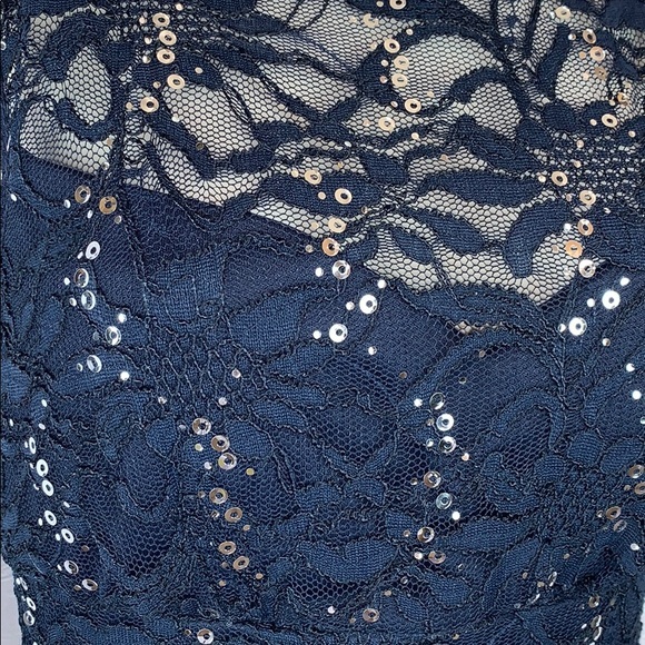 ✨Navy Lace & Silver sequin Open back Dress stretch - Picture 4 of 8